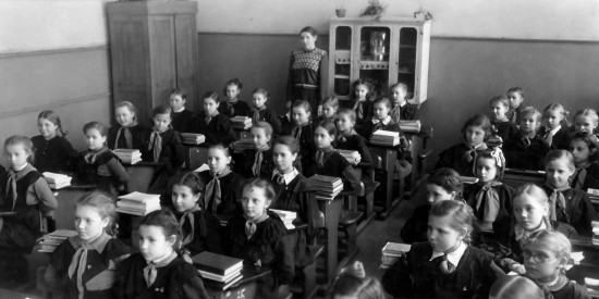 Главархив рассказал о реформе школьного образования