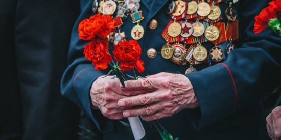 На Ленинском проспекте установят доску в память о летчике Леониде Жолудеве