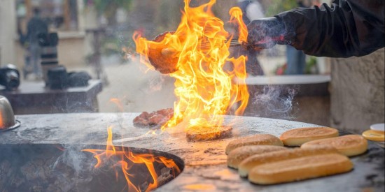 Гостей фестиваля «День города» в Южном Бутове научат готовить московские щи с боровиками