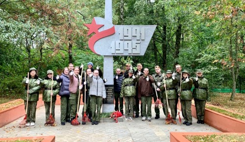 Кадеты из школы №1507 стали участниками городской мемориально-патронатной акции