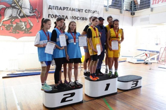 Ученицы школы №626 успешно выступили в отборочных соревнованиях Спартакиады по стритболу