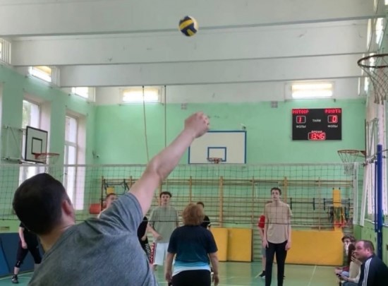 В школе №1536 открылась запись в секции волейбола