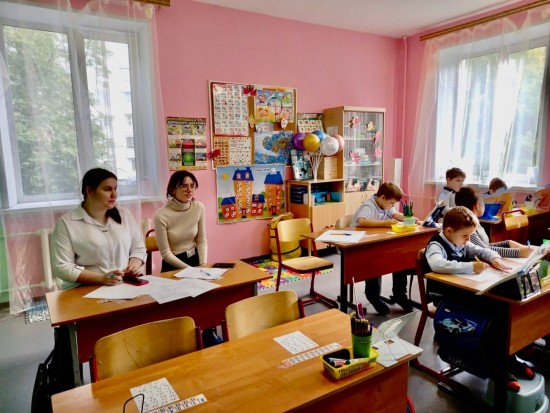 В школе №1708 учителя начальных классов посетили уроки более опытных педагогов