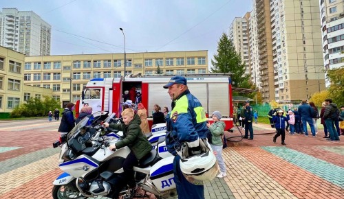 Занятие со школьниками в рамках закрытия военно-спортивной декады