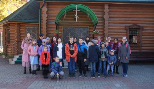 Учащиеся воскресной школы Академического района посетили Марфо-Мариинскую обитель