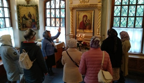Храм Троицы в Воронцове запустил экскурсионную программу для долголетов