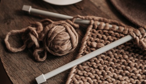 В Теплом Стане для долголетов 24 октября откроется кружок вязания