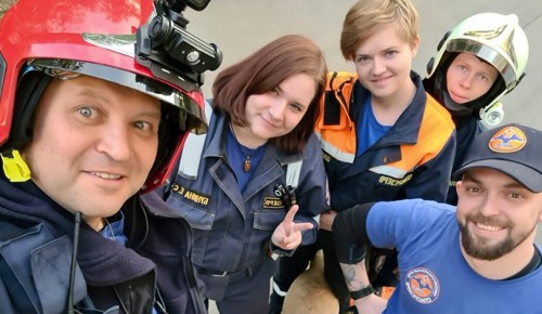 Спешат на помощь: как волонтеры работают с московскими спасателями