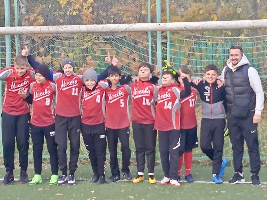 Команда школы №1101 стала чемпионом межрайонного этапа турнира по футболу
