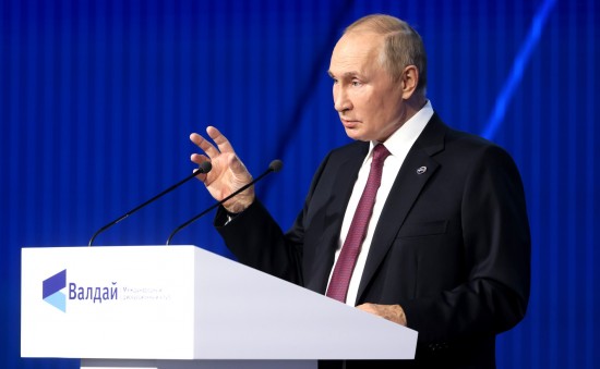 Путин высоко оценил развитие Москвы и работу Собянина