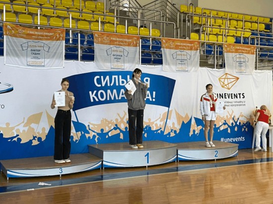 Спортсмены ДЮСШ «Воробьевы горы» заняли призовые места на первенстве и чемпионате Москвы по плаванию