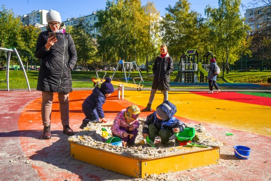 Новое общественное пространство появилось у метро «Ясенево» на юго-западе Москвы