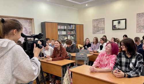 Администрация школы №117 презентовала проект «Медиавертикаль»