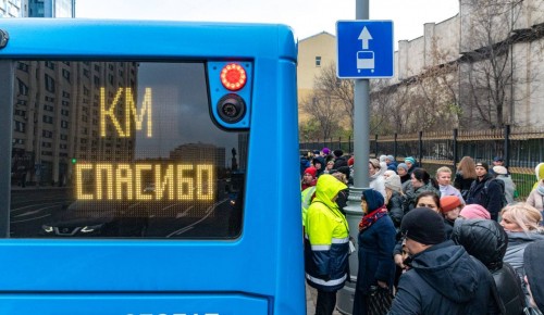 Автобусы во время закрытия участка Калужско-Рижской линии перевезли почти 450 тысяч пассажиров