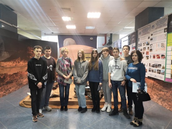 Ученики школы №17 побывали на экскурсии в Институте космических исследований РАН