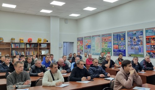 В Учебно-методическом центре Южного и Юго-Западного округов научат основам тушения ландшафтных пожаров