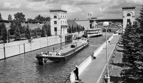 Главархив рассказал о подготовке канала Москвы-реки к работе в середине прошлого века