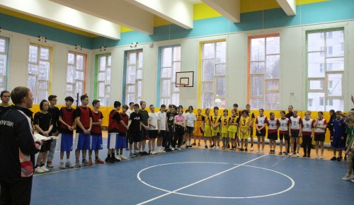 В школе №46 прошли районные соревнования по баскетболу