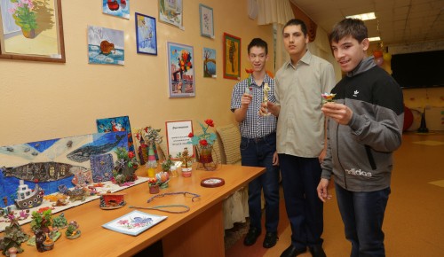 Жители ЮЗАО могут провести мастер-классы для детей-сирот