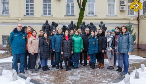 В Главном управлении МЧС России по г. Москве прошло занятие со слушателями ФАУ ДПО Московский учебный центр ФПС