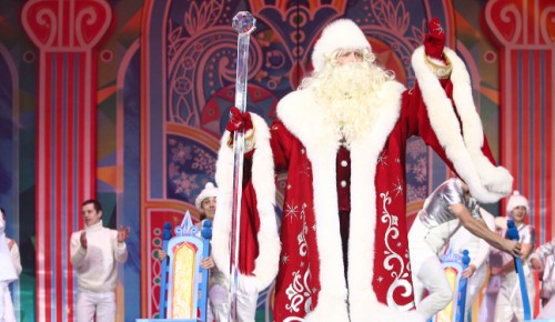 Дети мобилизованных получат билеты на традиционные новогодние елки мэра Москвы