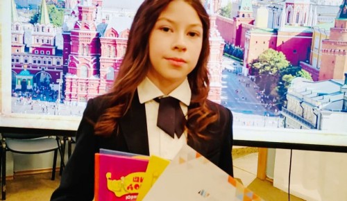 Ученица школы №51 победила на городском конкурсе чтецов