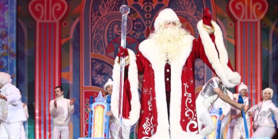 Дети мобилизованных получат билеты на традиционные новогодние елки мэра Москвы