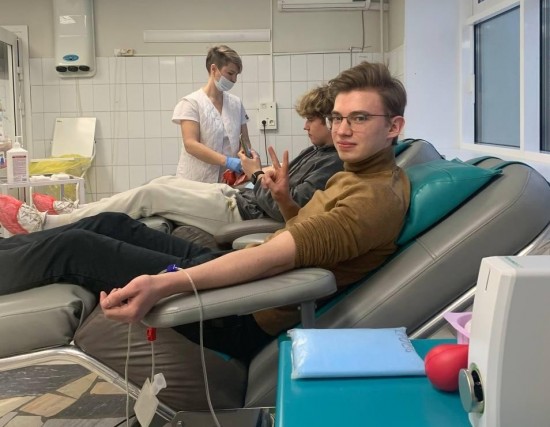 Студенты РГАИС стали донорами крови