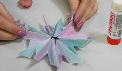 Библиотека №178 проведет для детей 16 декабря мастер-класс «Оригами — бумажные чудеса»