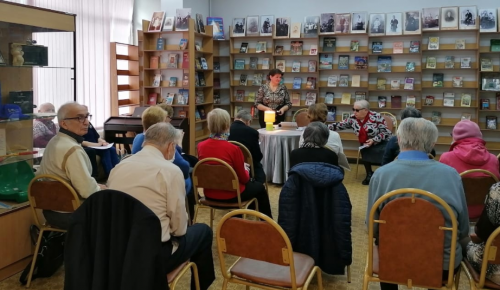 В библиотеке №171 пройдет встреча музыкально-поэтического клуба «Зеленая лампа» 13 декабря 