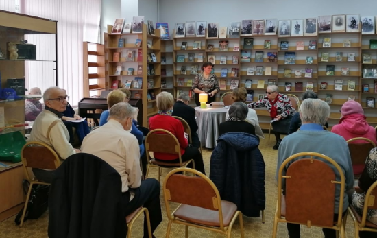 В библиотеке №171 пройдет встреча музыкально-поэтического клуба «Зеленая лампа» 13 декабря 