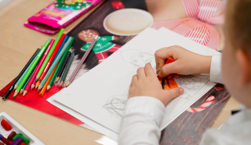 Руководитель волонтерского отряда столичной школы рассказала об участии в акции «С теплом в сердце»