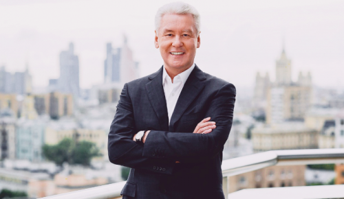 Собянин проиндексировал с 1 января 2023 года социальные выплаты на 10%