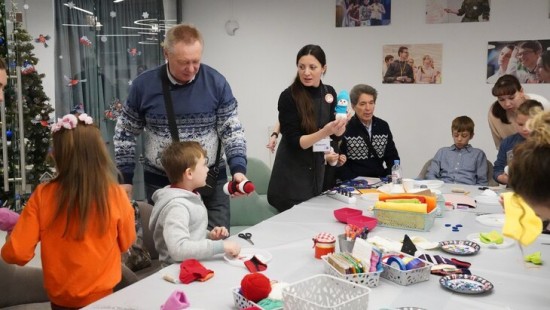 Собянин: Москва организует турпрограмму «Зимняя сказка» для семей участников СВО из регионов
