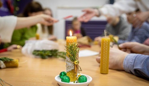 В центре «Меридиан» 5 января пройдет бесплатный мастер-класс «Медовые свечи из вощины»