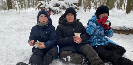 Ученики школы №1356 совершили зимний поход в подмосковный Дедовск 