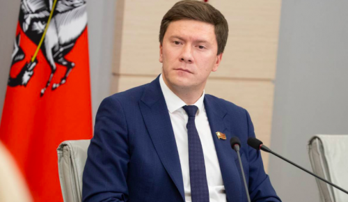 Депутат МГД Александр Козлов призвал москвичей не дарить живых кроликов на Новый год