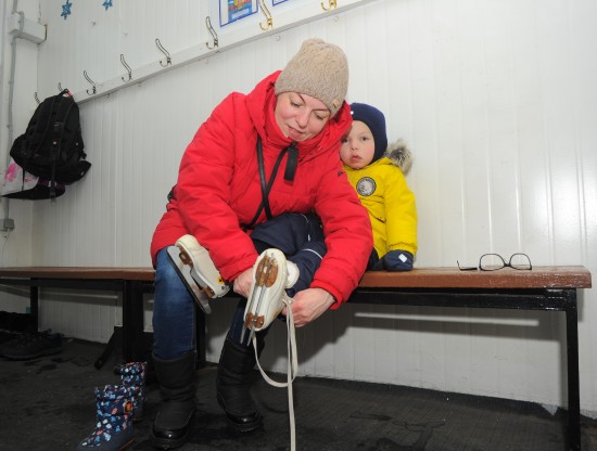 Бесплатные катки будут открыты до конца зимы на окружных площадках «Московских сезонов»