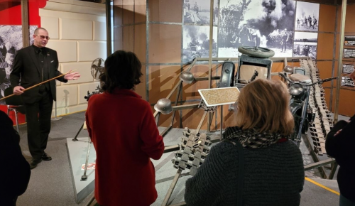 Подопечные отделения соцреабилитации инвалидов ТЦСО «Ясенево» побывали в Музее обороны Москвы