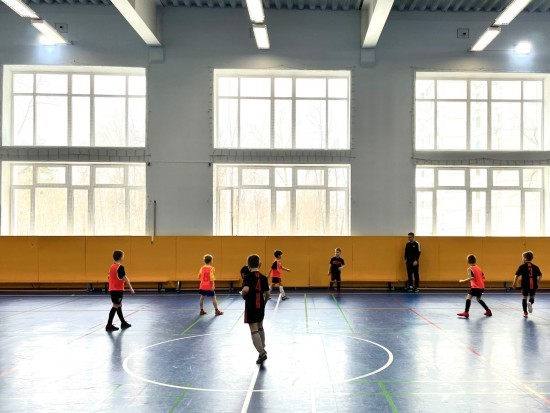 Команда школы №1534 заняла третье место на окружном турнире по мини-футболу