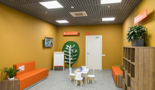 В районных центрах госуслуг детям начали показывать мультфильмы