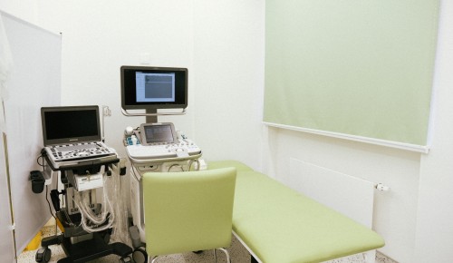 Следователи навестили в больнице юного жителя ЮЗАО, которого истязал отчим