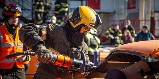 Вкладываю в профессию всю душу: работник Пожарно-спасательного центра о целях и необычных благодарностях