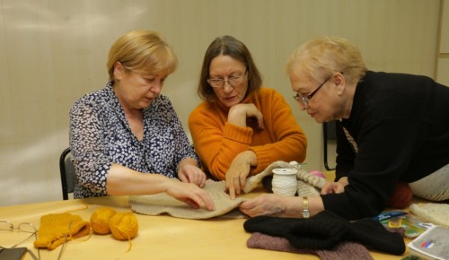 Жители округа могут передать открытки и сувениры для участников СВО