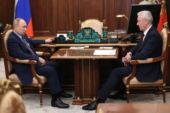 Путин поблагодарил Собянина за реализацию столичных программ и проектов развития