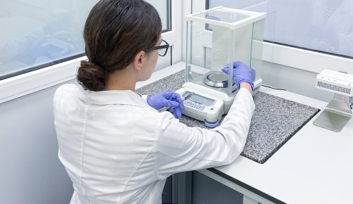 Резидент технопарка «Слава» открыл новую лабораторию для исследования отечественных лекарств
