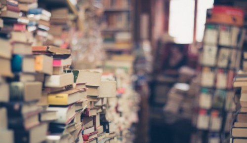 Библиотека в Южном Бутове участвует в акции «Дарите книги с любовью – 2023»
