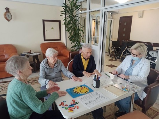 В геронтологическом центре «Тропарево» рассказали о способах профилактики деменции