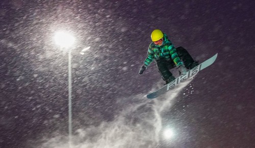 Ученик школы №199 одержал победу в Первенстве России по сноуборду