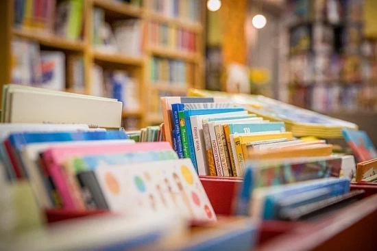 Жители Академического района могут принять участие в акции по сбору книг для библиотек ЛНР и ДНР
